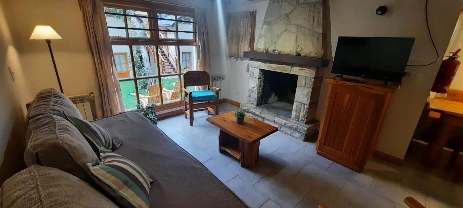 Apart Hotel Bungalows El Viejo Cipres Bariloche Buitenkant foto
