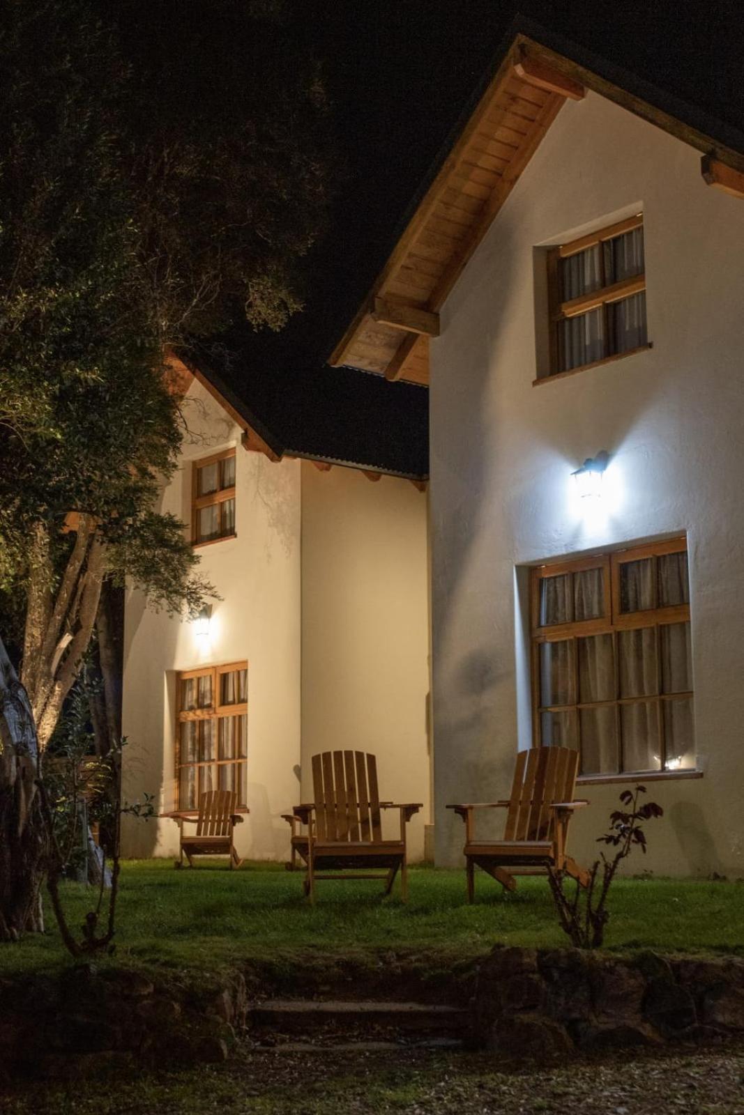 Apart Hotel Bungalows El Viejo Cipres Bariloche Buitenkant foto